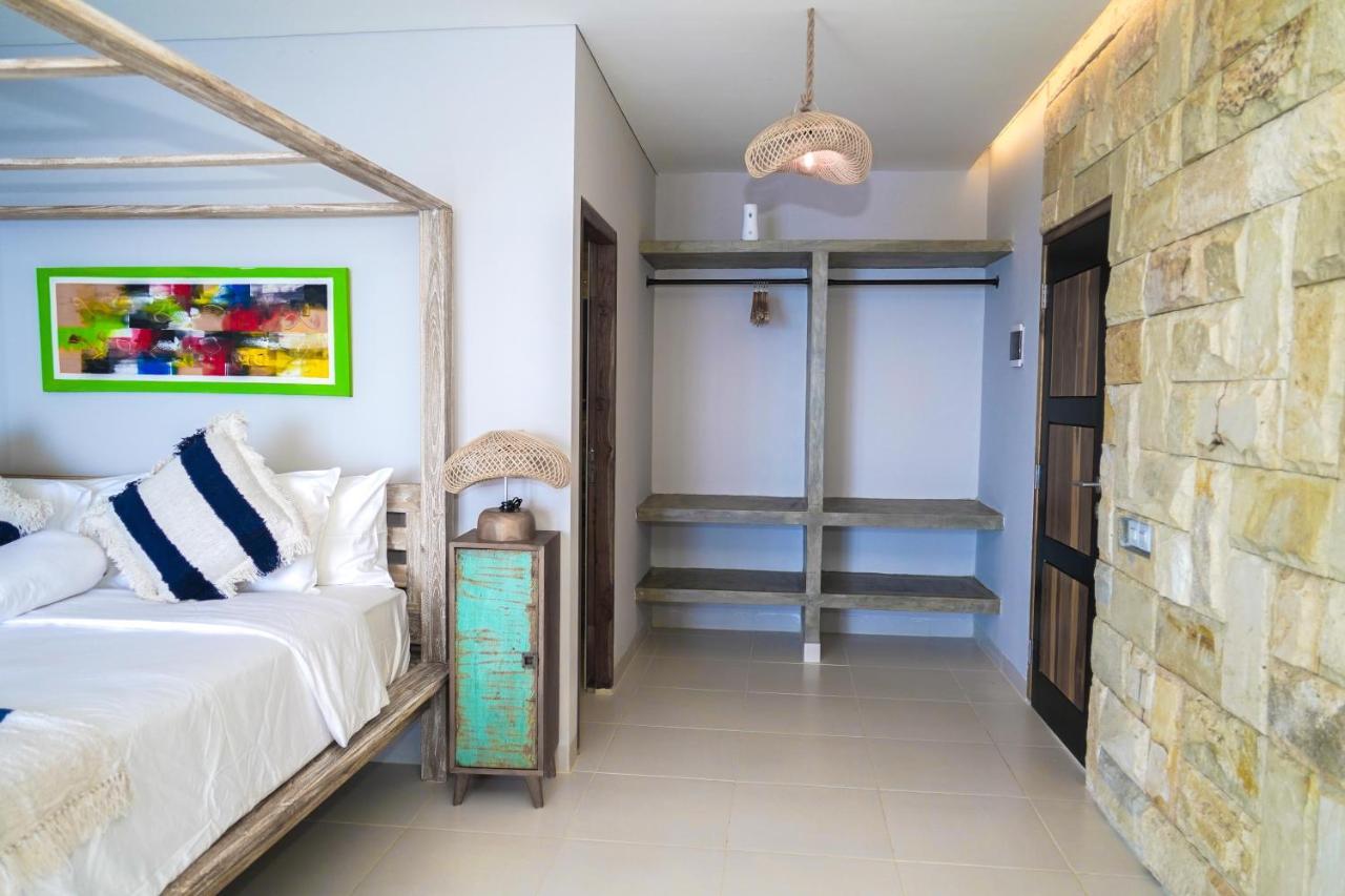 Theodor Hotel Labuan Bajo Buitenkant foto