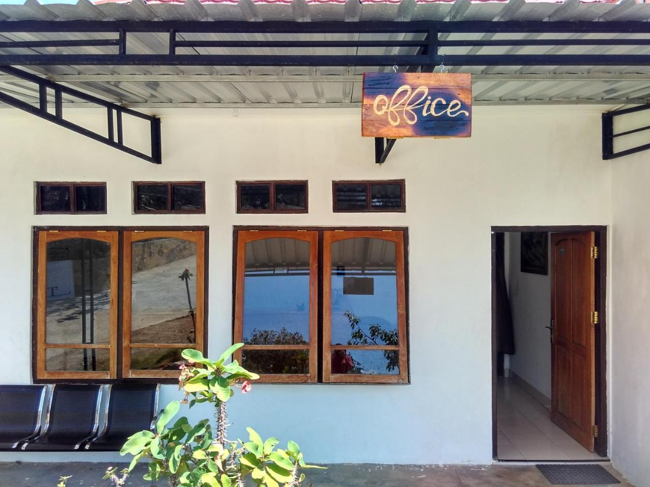 Theodor Hotel Labuan Bajo Buitenkant foto